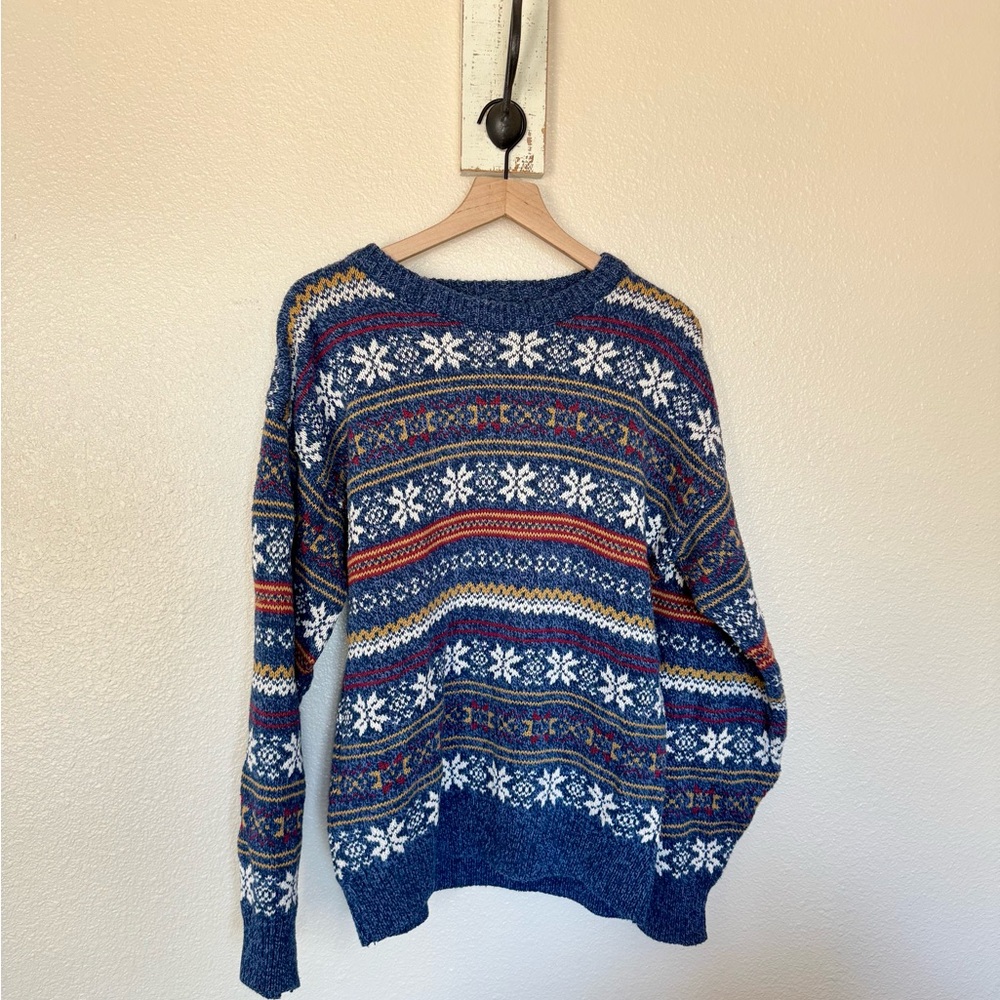 VINTAGE • Unisex Oversized Blue Crewneck Sweater with Nordic Patterns
